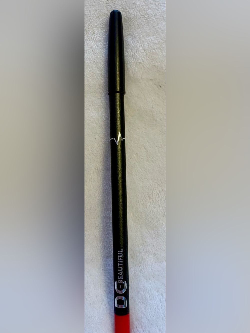 Shiseido Lip Liner - Black Barrel with Red Tip